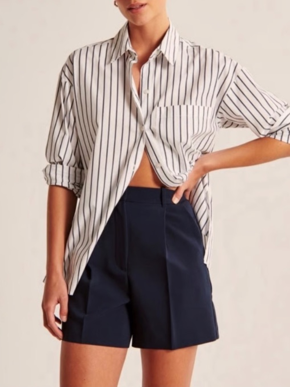 NWT Abercrombie & Fitch Sloane Pleated Tailored High Rise Shorts Navy Large
